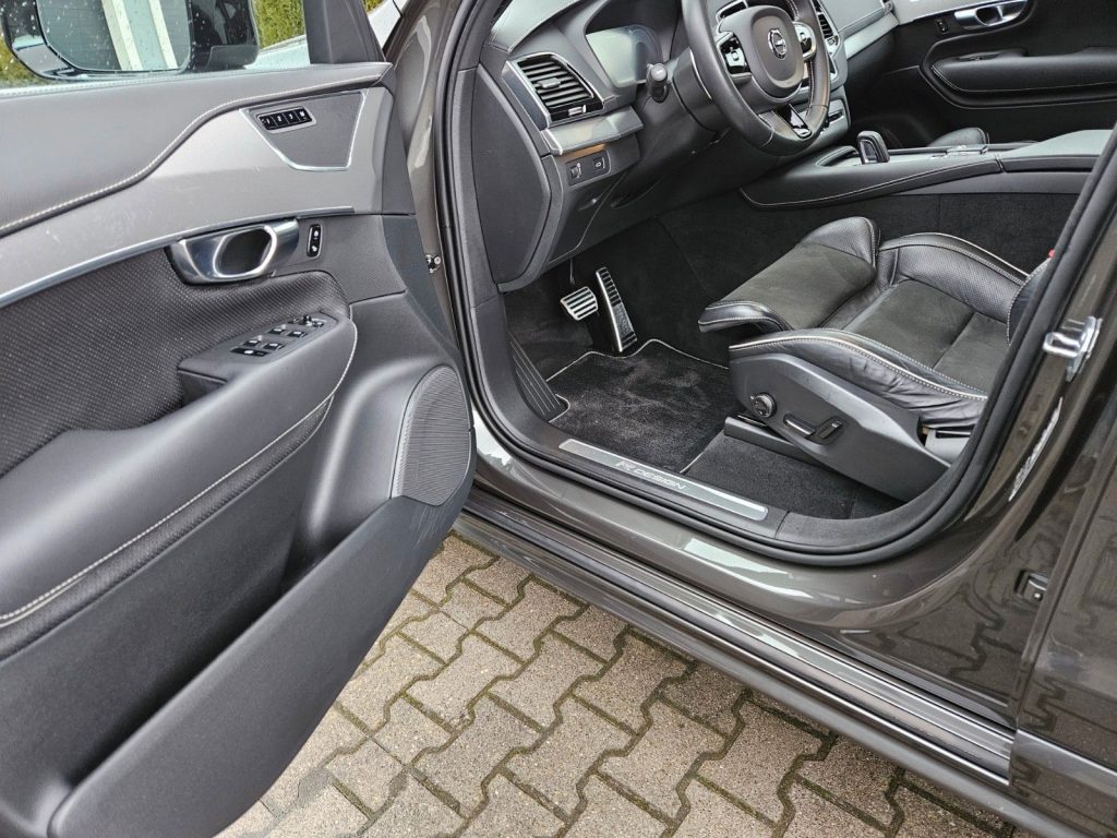 Volvo XC90 B5 D AWD Geartronic R-Design